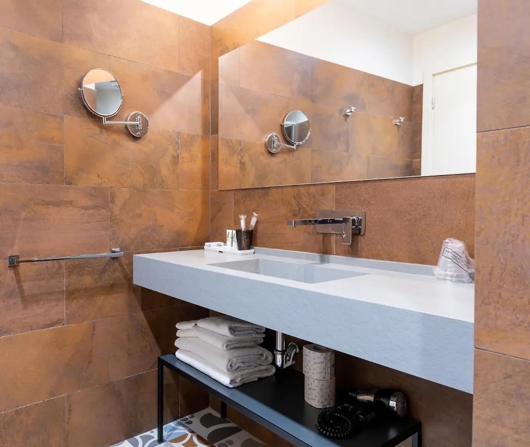 Hotel apartamentowy Castello Guest House Milano