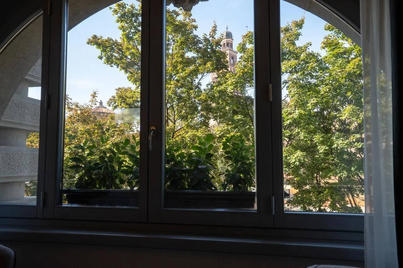 Castello Guest House Milano Hotel apartamentowy