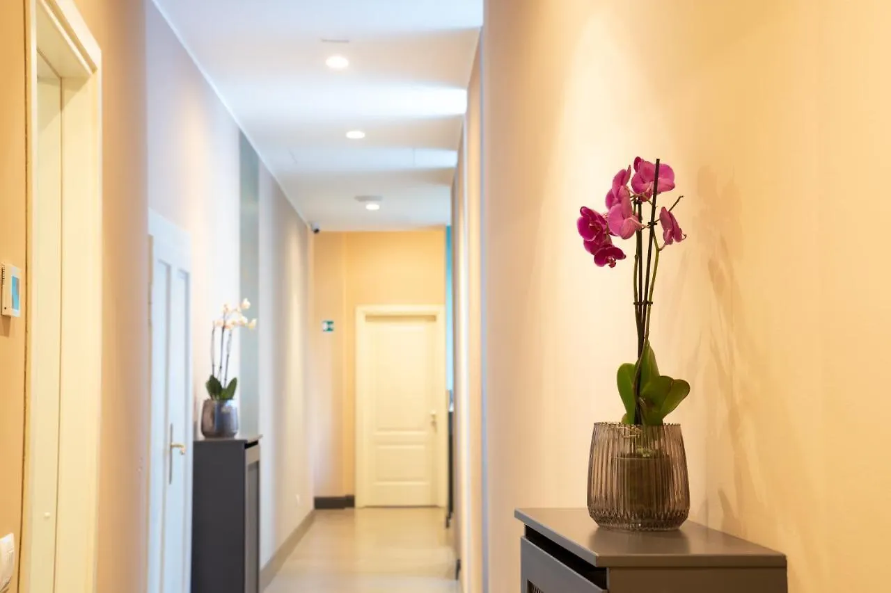 Hotel apartamentowy Castello Guest House Milano